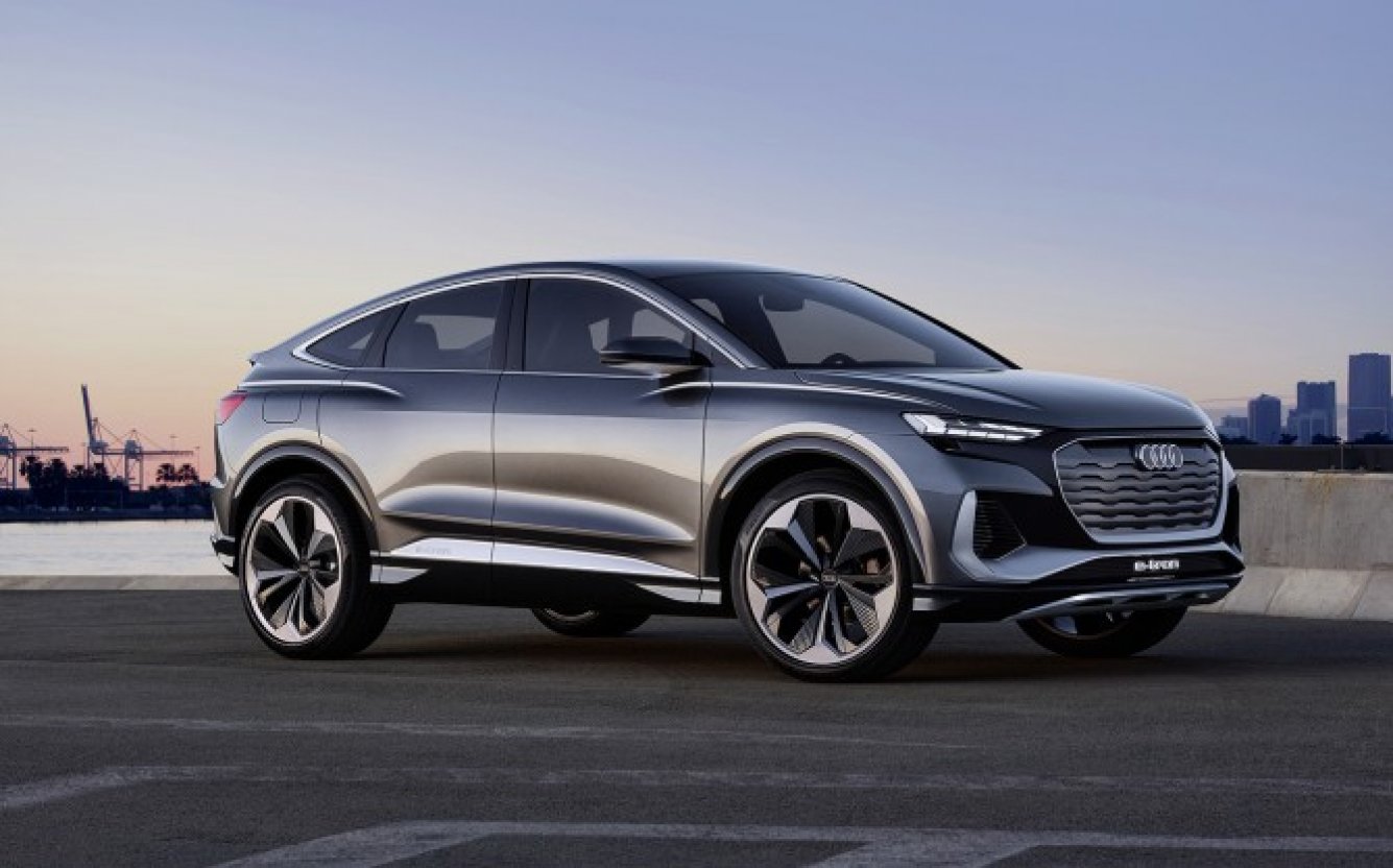 Audi представила новый электрический кроссовер